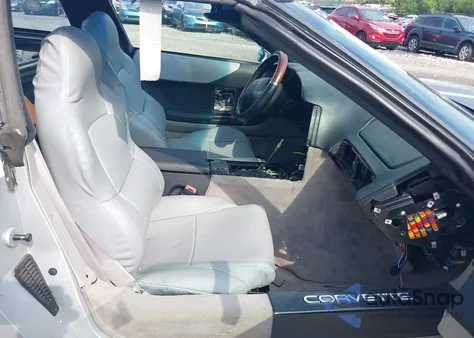 1996 Chevrolet Corvette from USA, damaged, VIN 1G1YY22P3T5102765